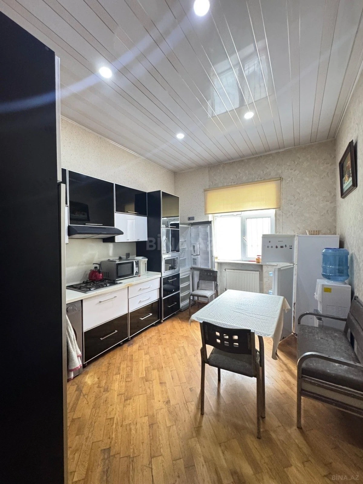 Satılır 4 otaqlı həyət evi 140 m²