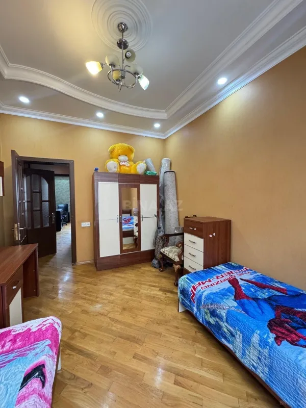 Satılır 4 otaqlı həyət evi 140 m²