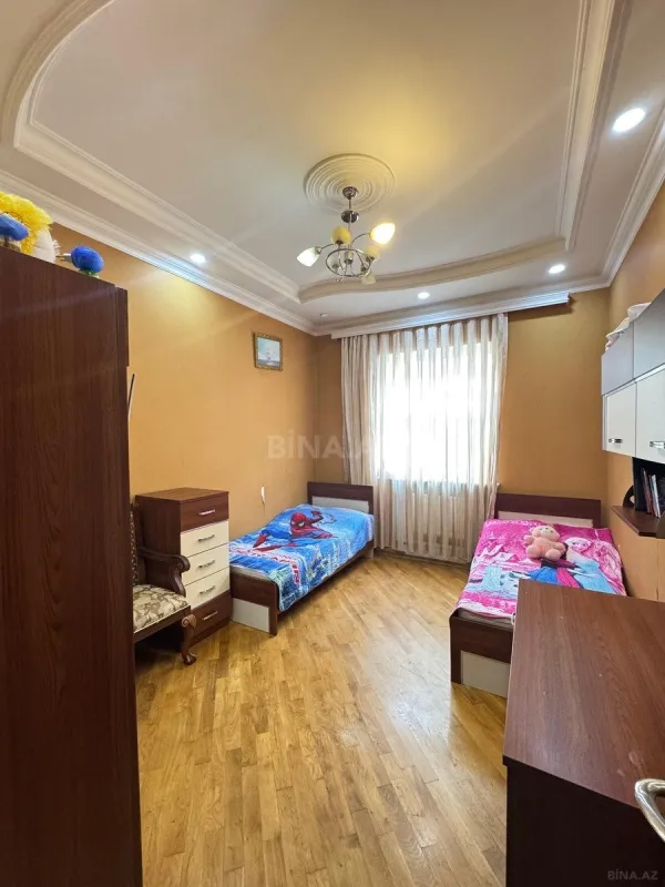 Satılır 4 otaqlı həyət evi 140 m²