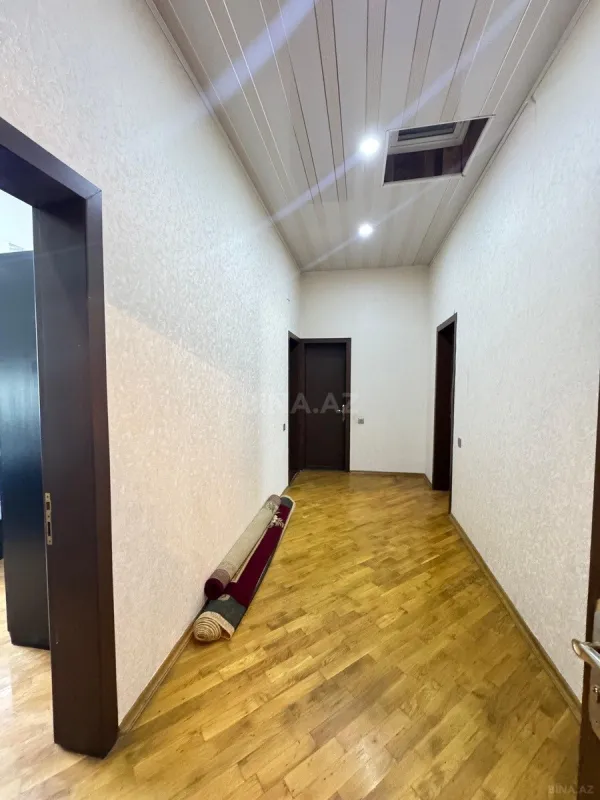 Satılır 4 otaqlı həyət evi 140 m²