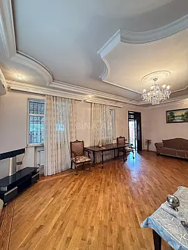 Satılır 4 otaqlı həyət evi 140 m²