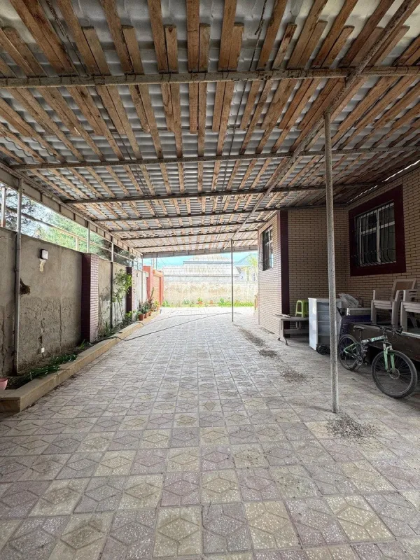 Satılır 4 otaqlı həyət evi 140 m²
