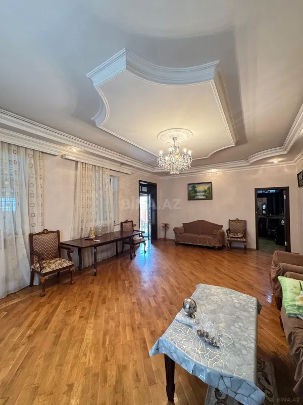 Satılır 4 otaqlı həyət evi 140 m²