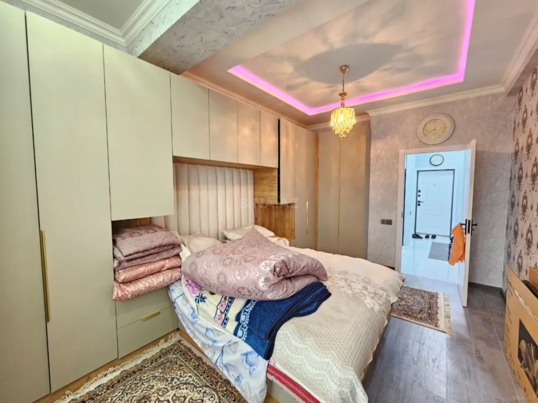 Satılır 2 otaqlı mənzil 64 m²
