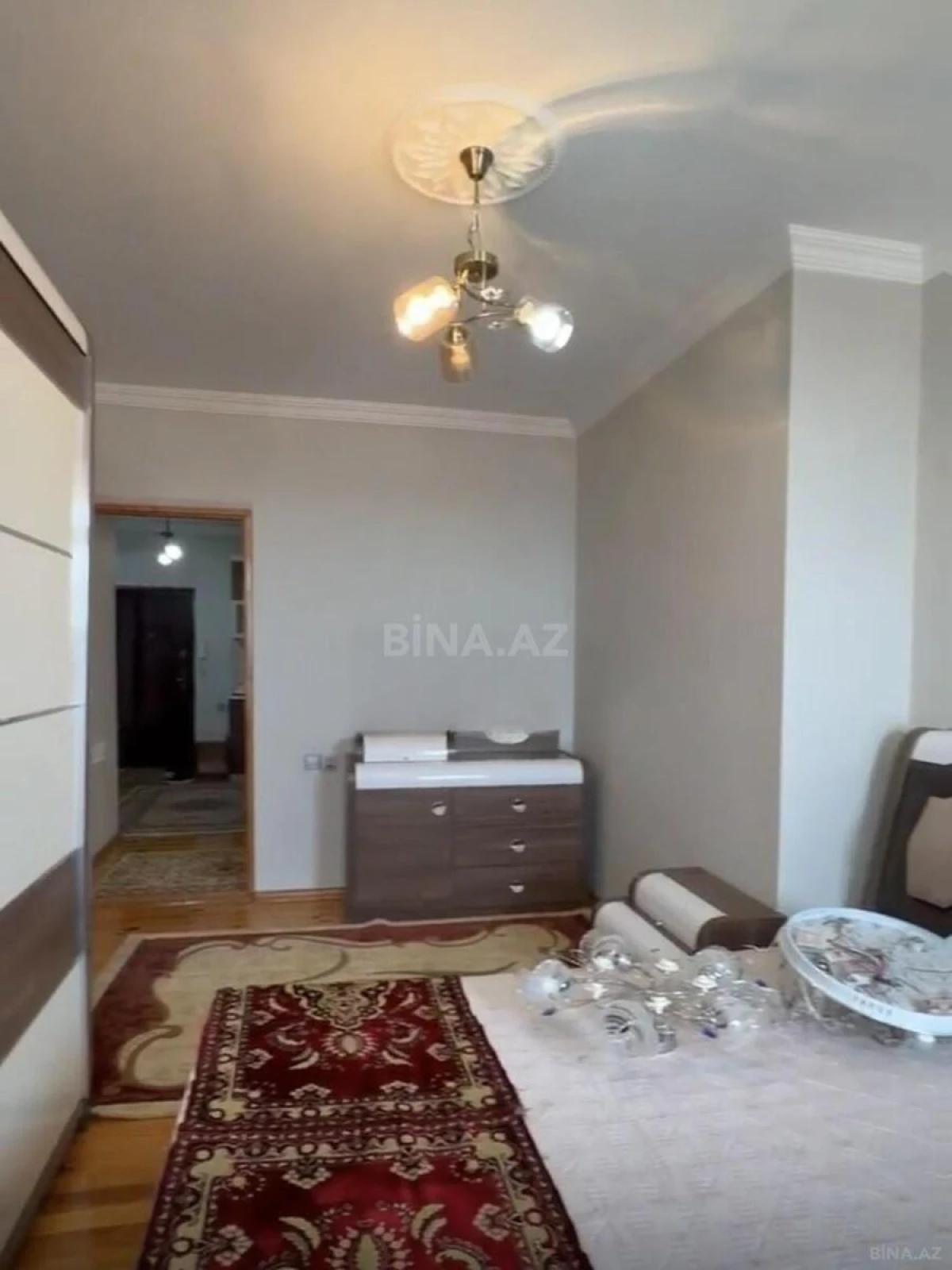 Satılır 2 otaqlı mənzil 67.2 m²