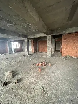 Satılır 3 otaqlı mənzil 140 m²