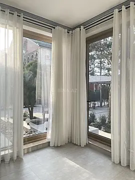 Satılır 15 otaqlı həyət evi 600 m²