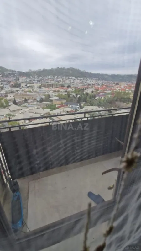 Kirayə verilir 3 otaqlı mənzil 113 m²