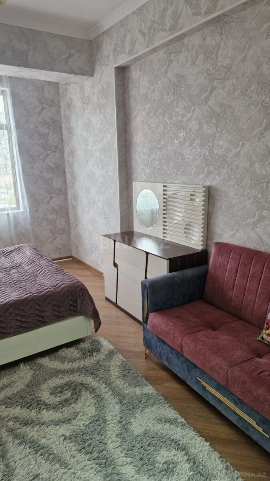 Kirayə verilir 3 otaqlı mənzil 113 m²