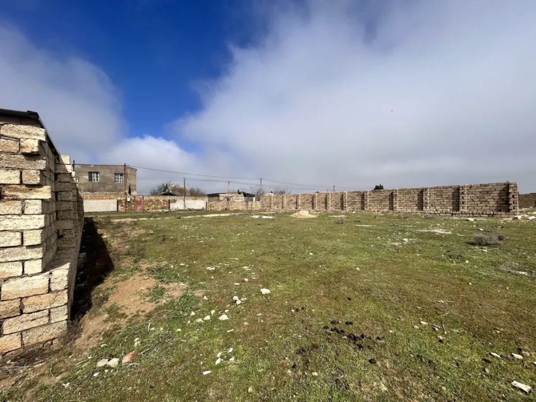 Satılır torpaq sahəsi 12 m²