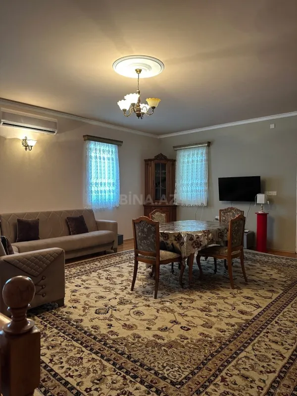 Satılır 5 otaqlı həyət evi 170 m²