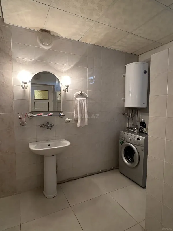 Satılır 5 otaqlı həyət evi 170 m²
