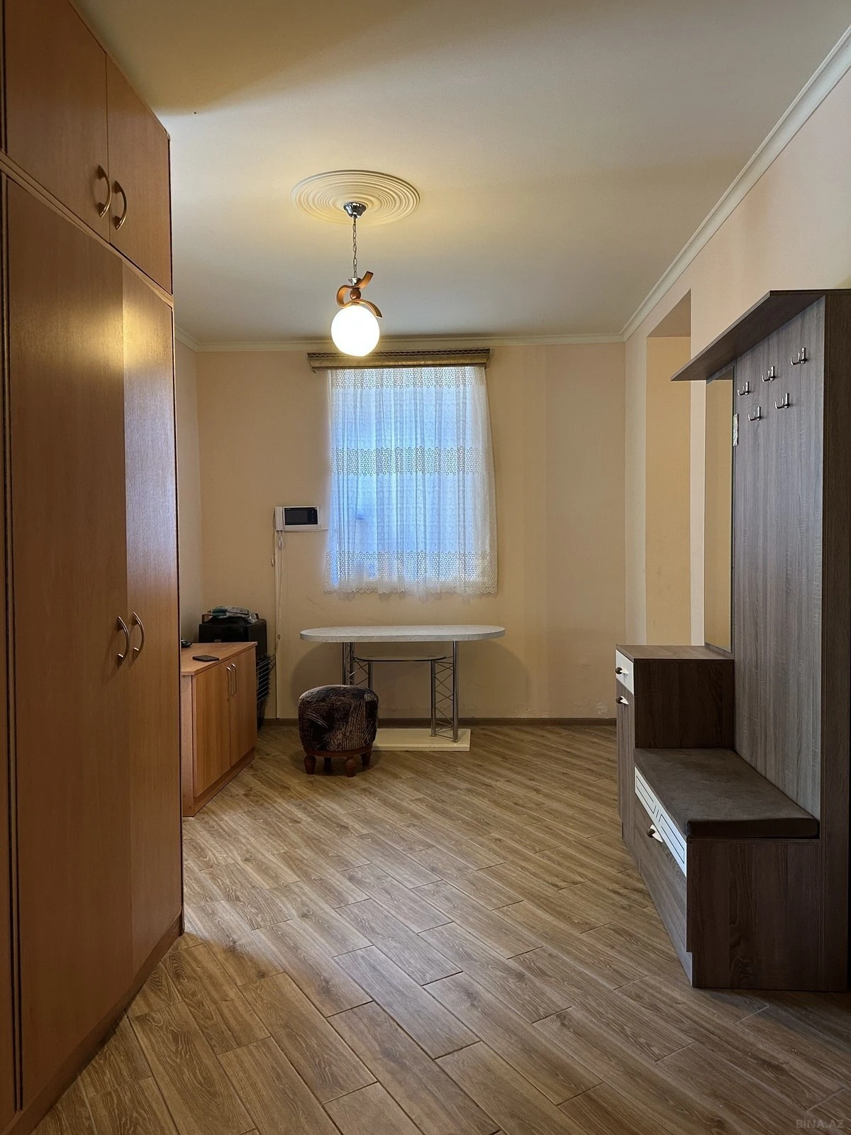 Satılır 5 otaqlı həyət evi 170 m²