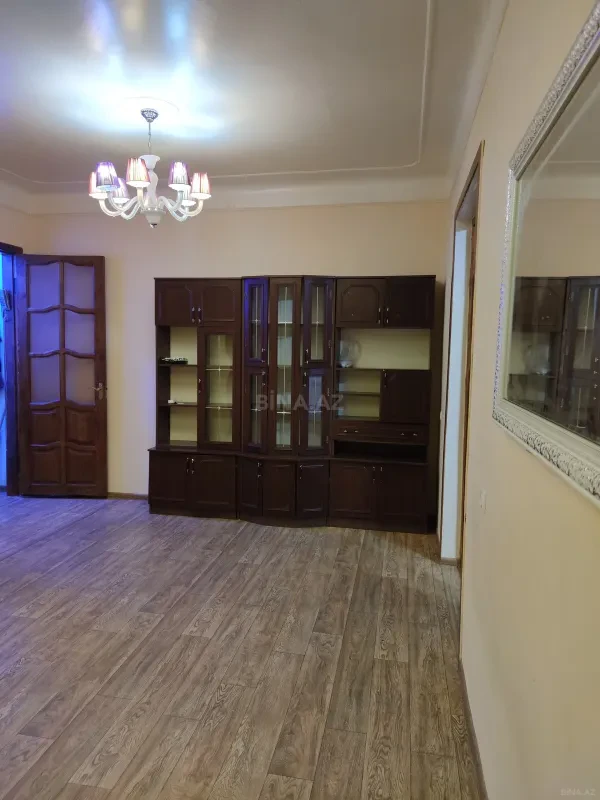 Kirayə verilir 2 otaqlı mənzil 55 m²