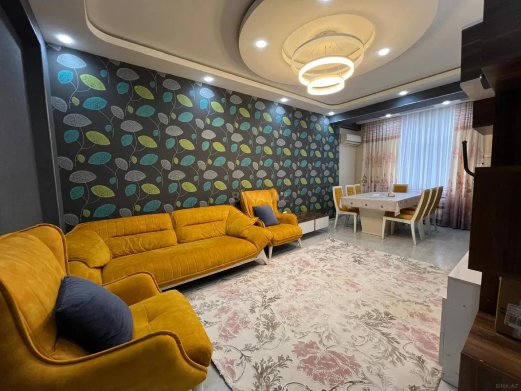Satılır 2 otaqlı mənzil 82 m²