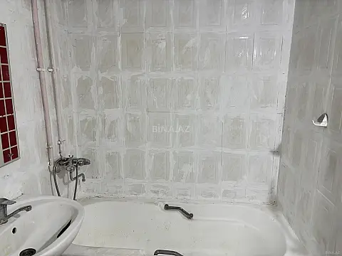 Kirayə verilir 4 otaqlı mənzil 100 m²