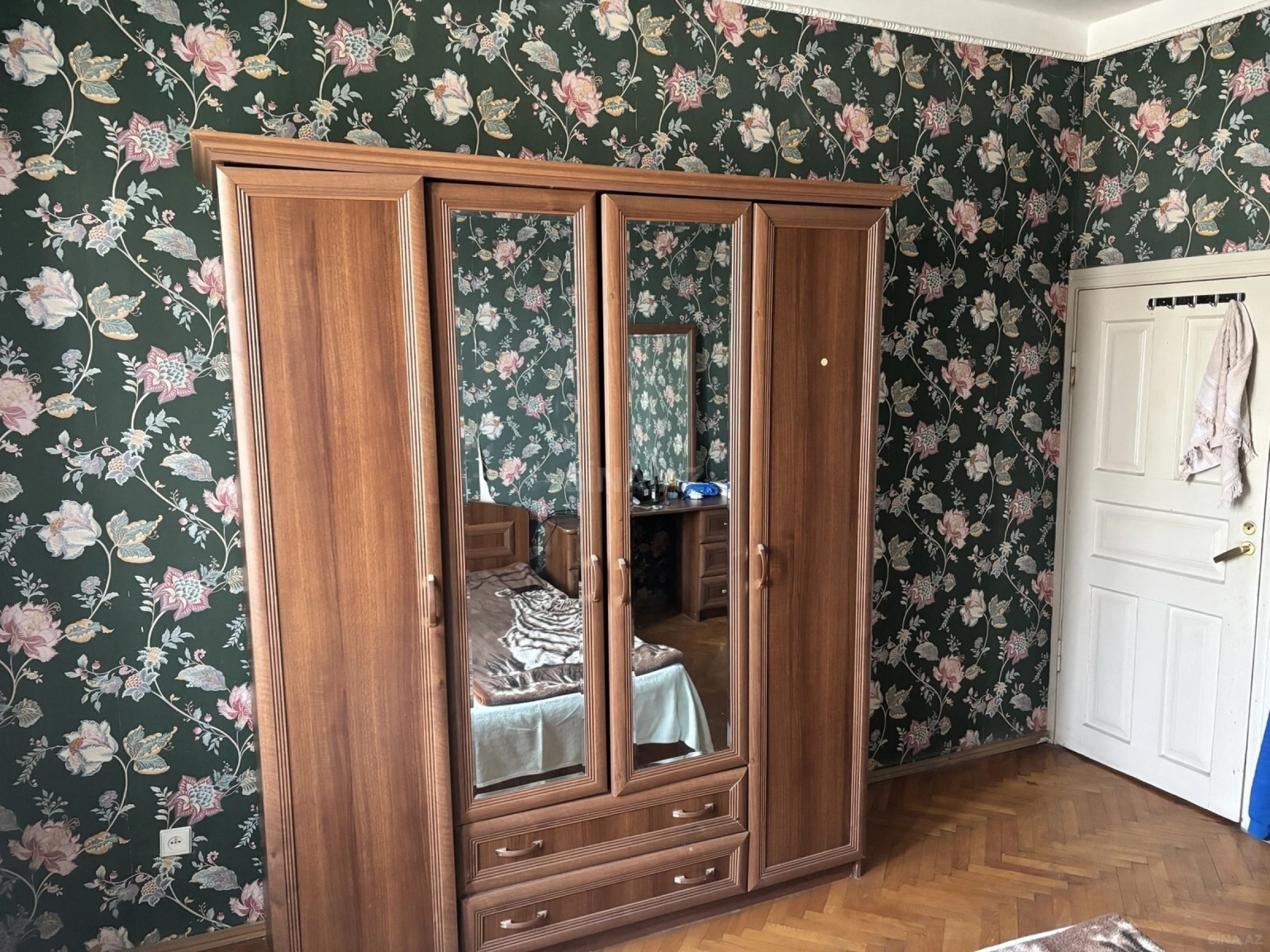 Kirayə verilir 4 otaqlı mənzil 100 m²