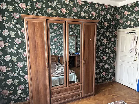 Kirayə verilir 4 otaqlı mənzil 100 m²