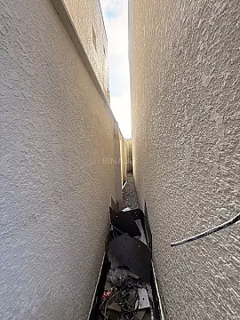 Satılır 5 otaqlı həyət evi 200 m²