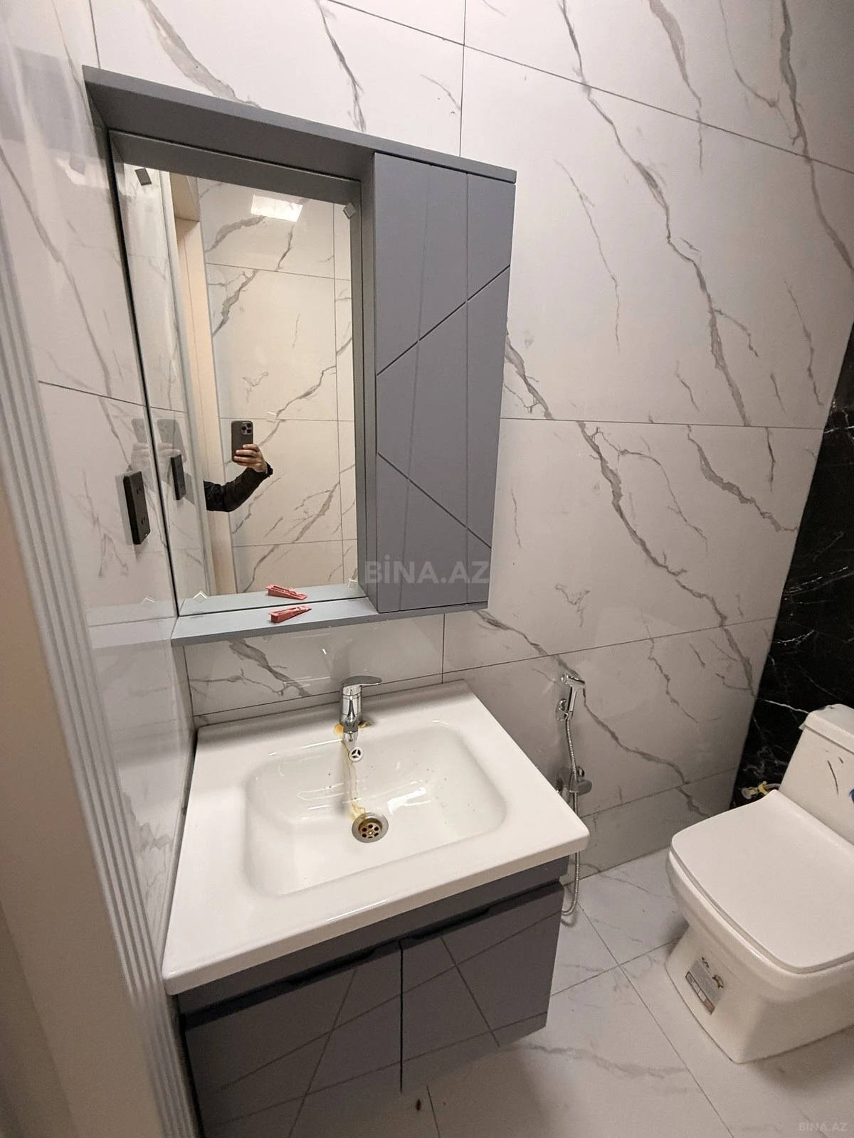 Satılır 5 otaqlı həyət evi 200 m²