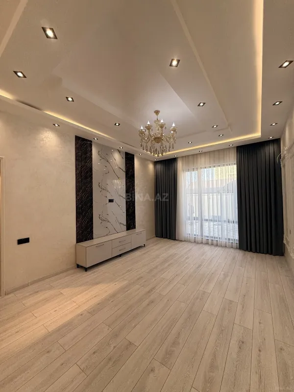Satılır 5 otaqlı həyət evi 200 m²