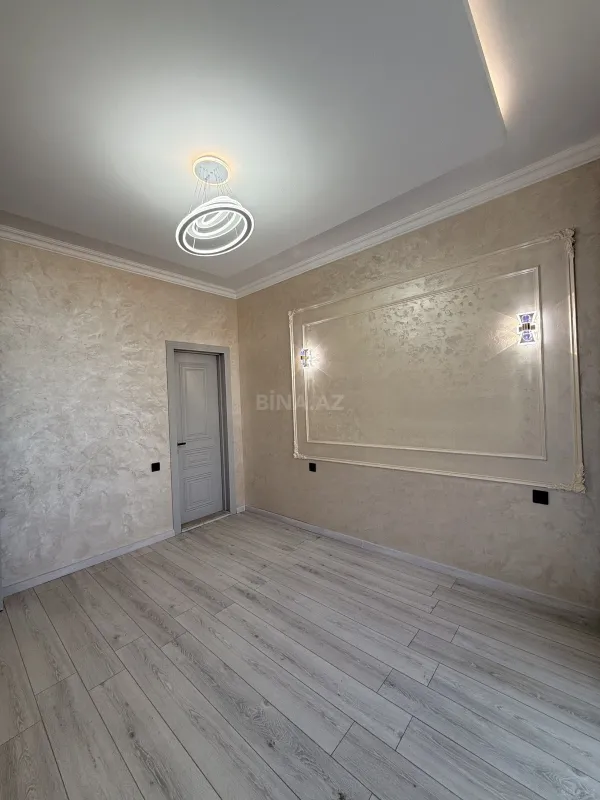 Satılır 5 otaqlı həyət evi 200 m²