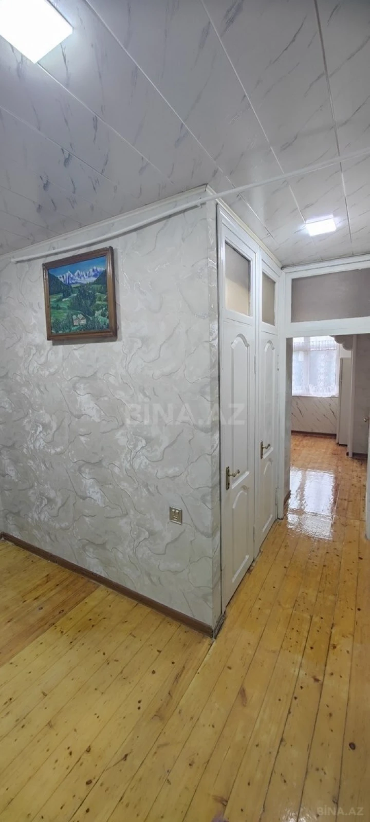 Kirayə verilir 2 otaqlı mənzil 60 m²