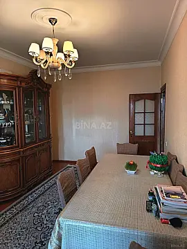 Satılır 4 otaqlı mənzil 100 m²