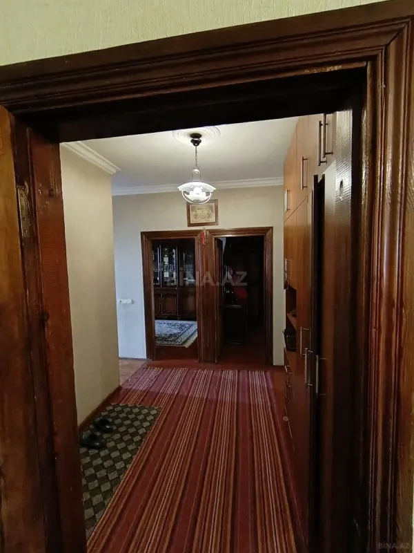 Satılır 4 otaqlı mənzil 100 m²