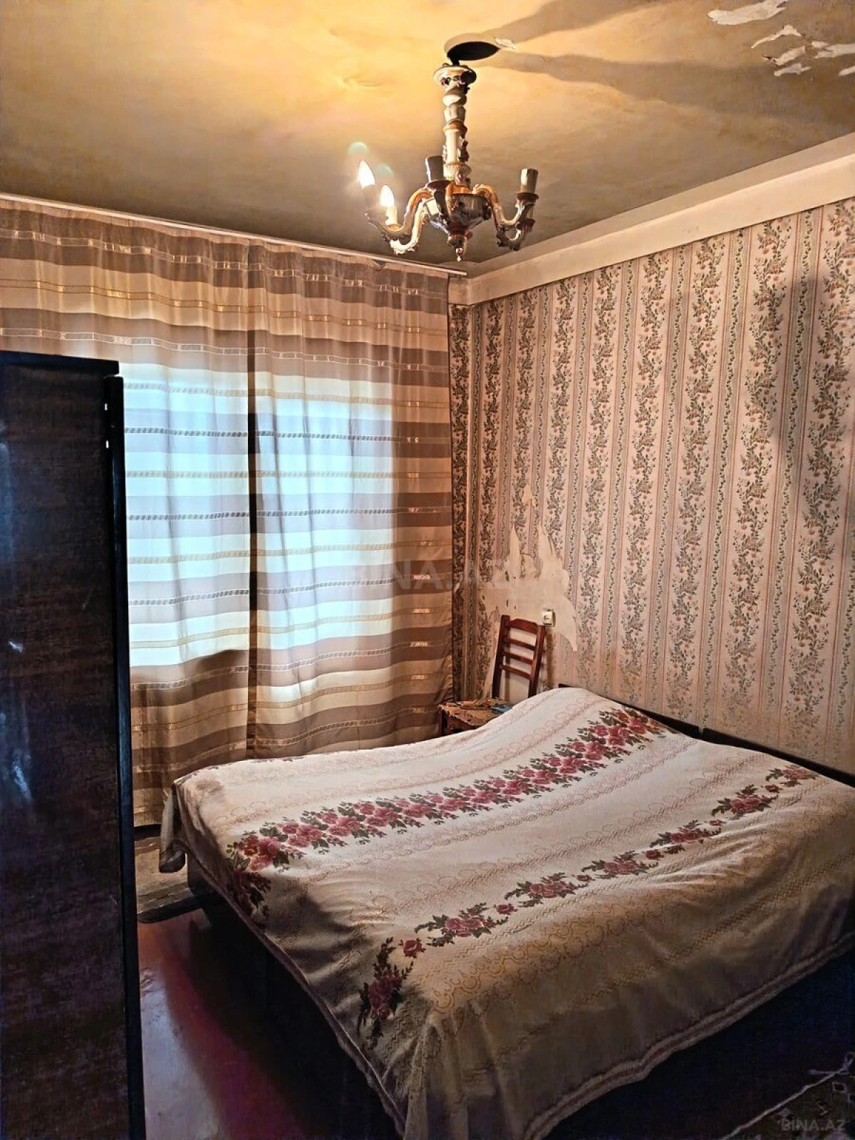 Satılır 4 otaqlı mənzil 100 m²