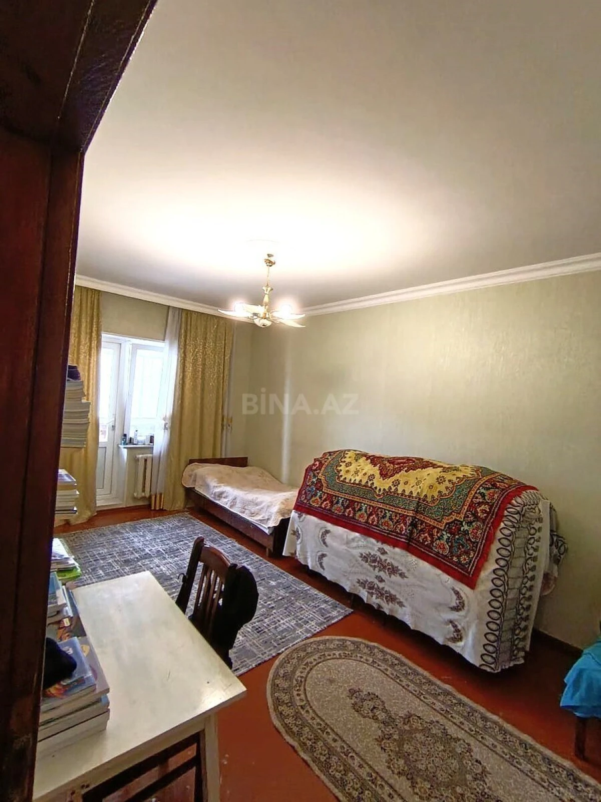 Satılır 4 otaqlı mənzil 100 m²