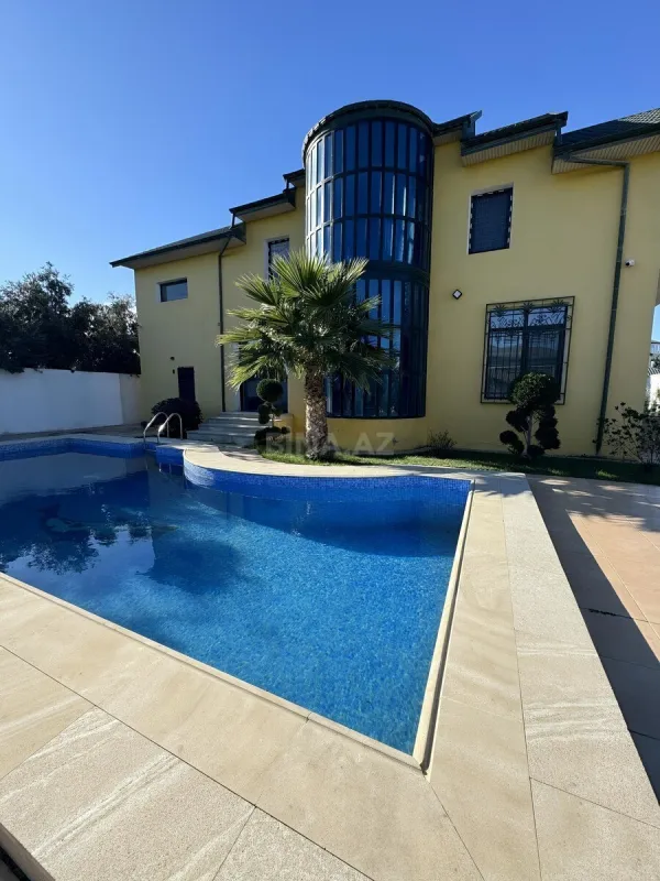 Kirayə verilir 5 otaqlı həyət evi 400 m²