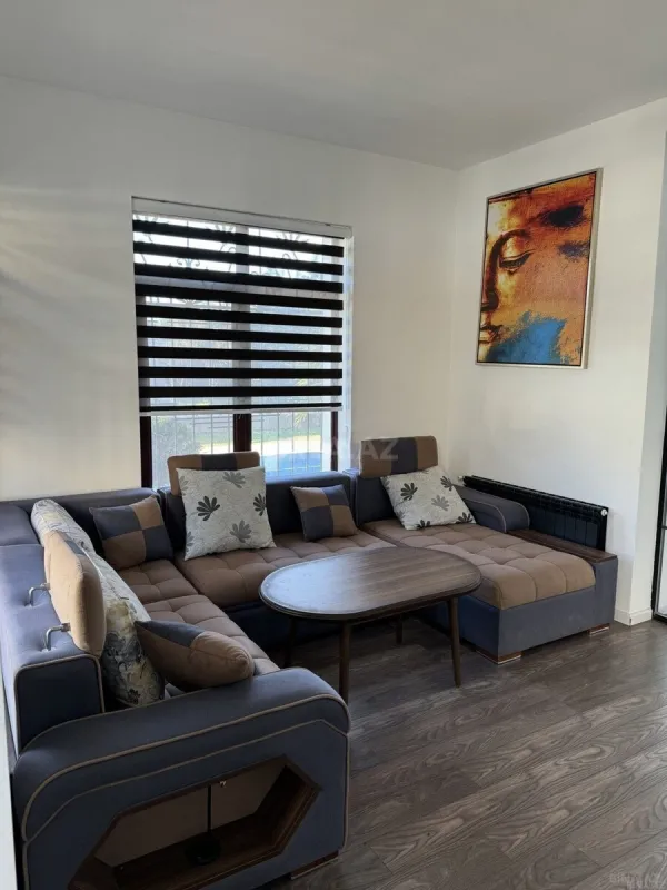 Kirayə verilir 5 otaqlı həyət evi 400 m²