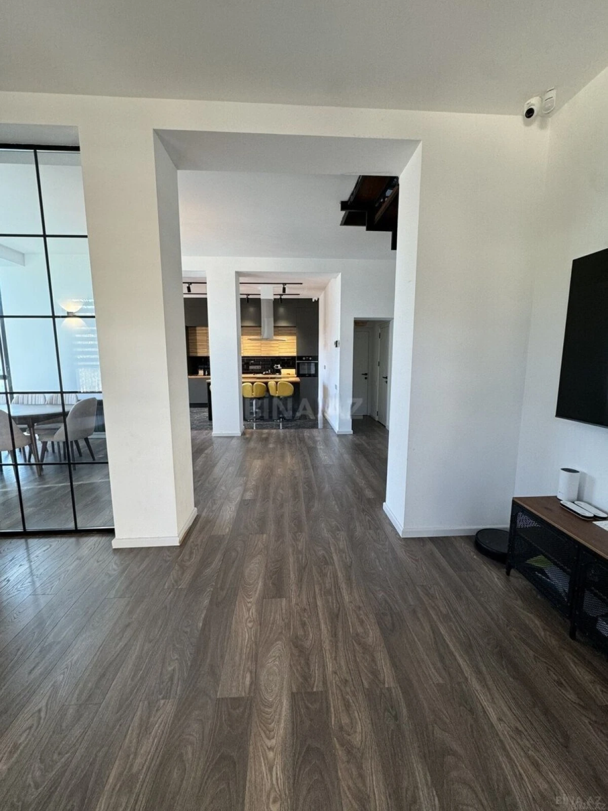 Kirayə verilir 5 otaqlı həyət evi 400 m²