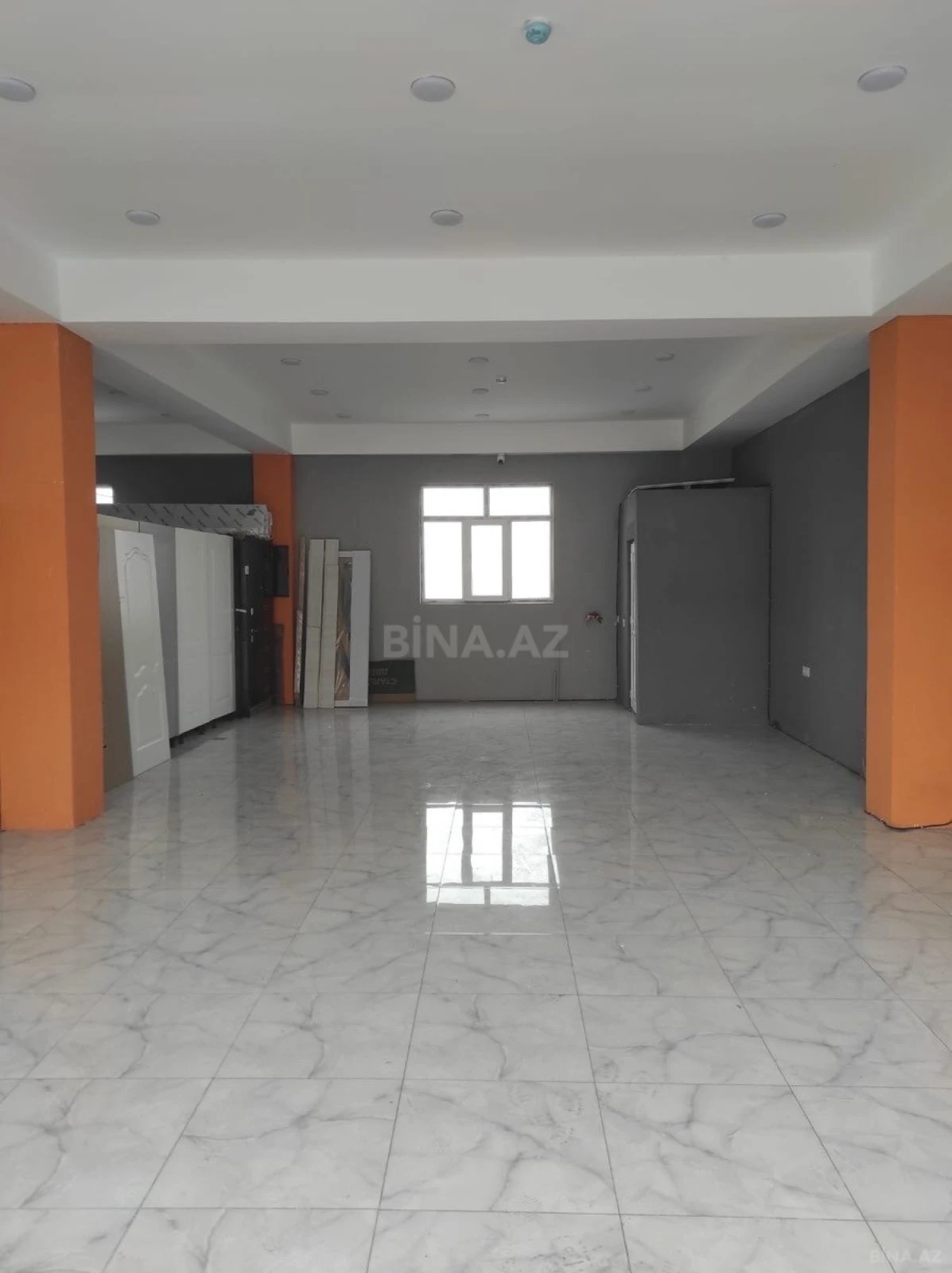 Kirayə verilir obyekt 75 m²
