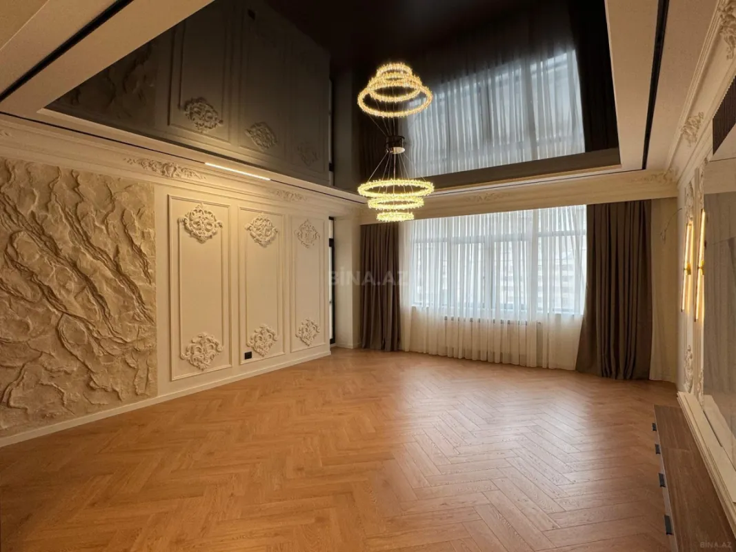 Satılır 3 otaqlı mənzil 108 m²