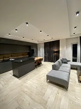 Kirayə verilir 2 otaqlı mənzil 90 m²