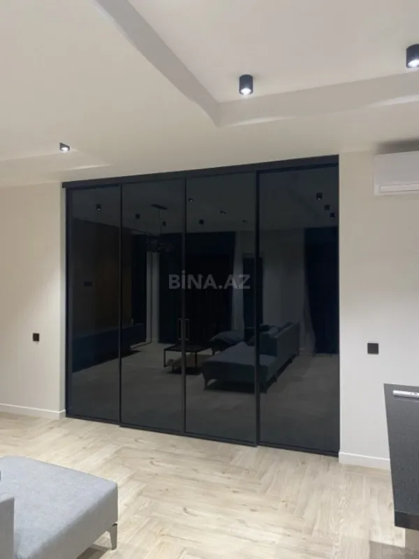 Kirayə verilir 2 otaqlı mənzil 90 m²