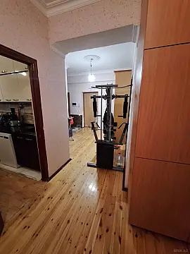 Satılır 3 otaqlı mənzil 108 m²