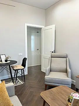 Kirayə verilir 2 otaqlı mənzil 65 m²