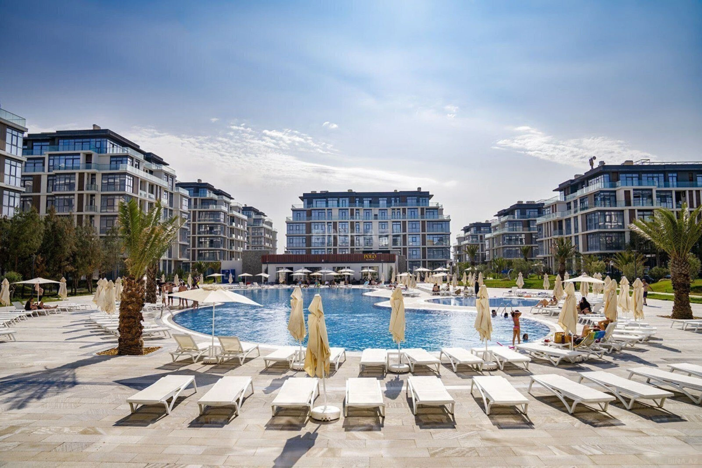 Kirayə verilir 3 otaqlı mənzil 135 m²