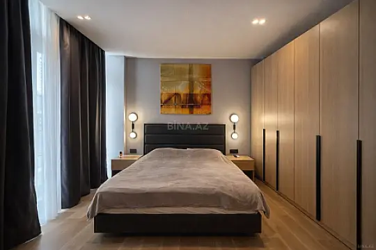 Kirayə verilir 3 otaqlı mənzil 135 m²