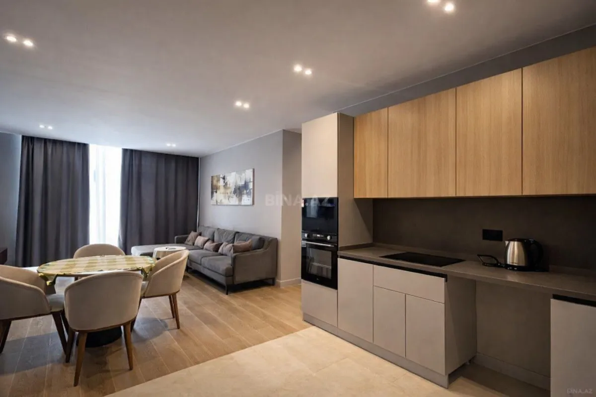 Kirayə verilir 3 otaqlı mənzil 135 m²