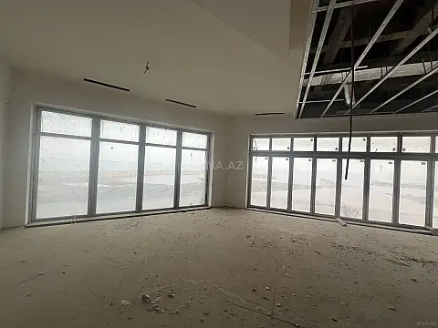 Satılır 15 otaqlı həyət evi 1556 m²