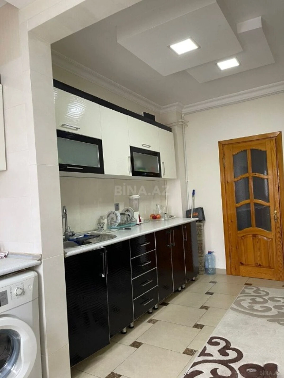 Satılır 4 otaqlı mənzil 100 m²