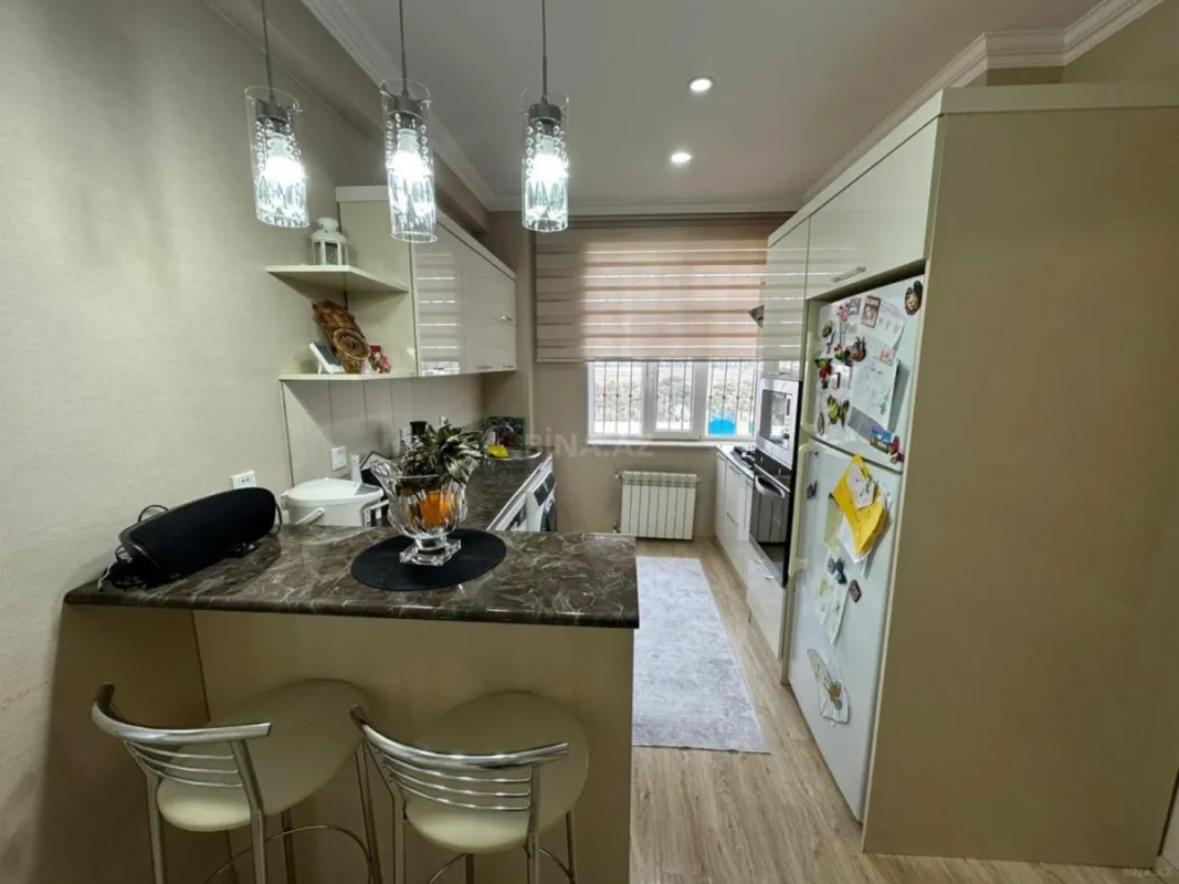 Satılır 4 otaqlı mənzil 108 m²
