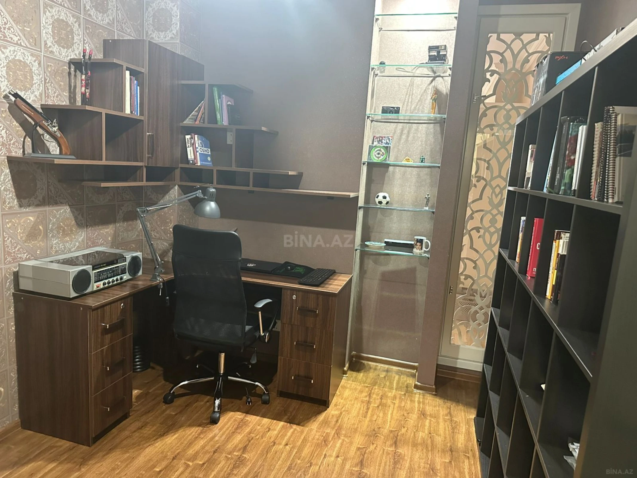 Satılır 4 otaqlı mənzil 108 m²