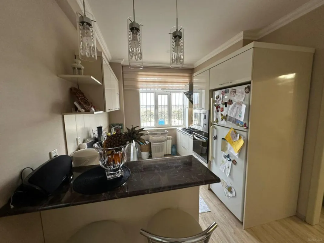 Satılır 4 otaqlı mənzil 108 m²