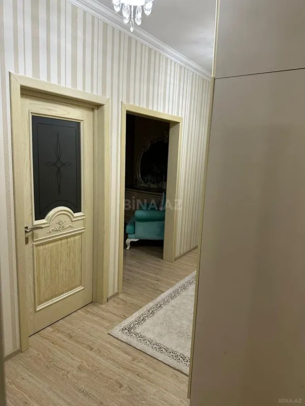 Satılır 4 otaqlı mənzil 108 m²