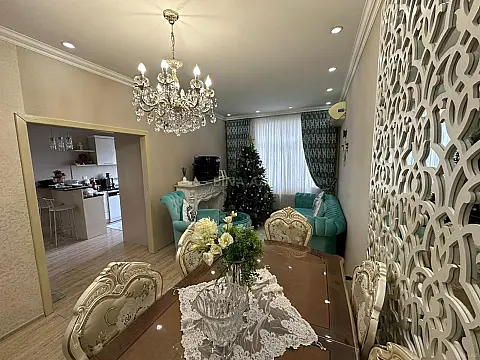Satılır 4 otaqlı mənzil 108 m² — Bakı, Nizami 4 otaq 108.00 m²